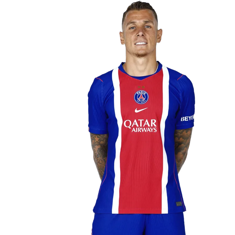 L. Digne, Défenseur du Paris Saint-Germain