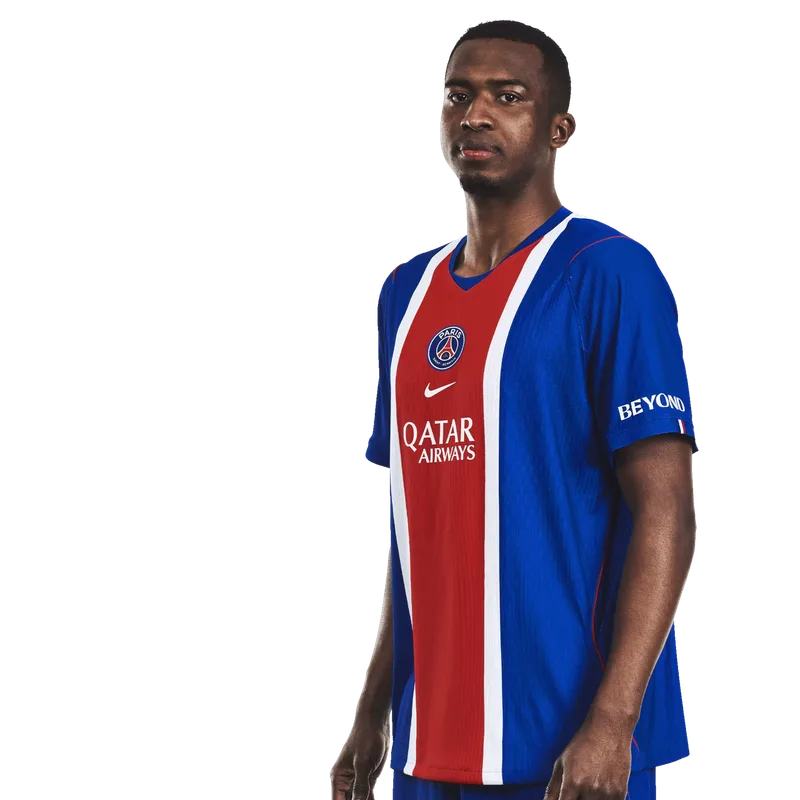 W. Pacho, Défenseur du Paris Saint-Germain
